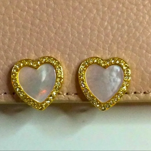 CAROLEE HEART SHAPED MOTHER OF PEARL EARRINGS GOLD PLATED CLIP ON - Picture 4 of 9